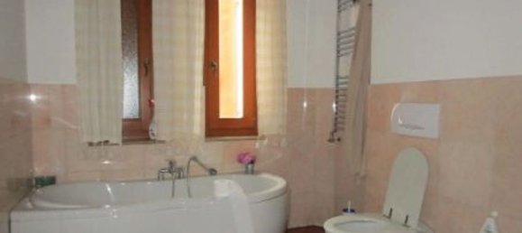 Villa de 7 habitaciónes en Lissone, Italy No. 6252 11