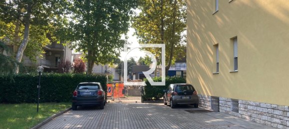 5 rooms Apartment in Cesena, Italy No. 306617 7