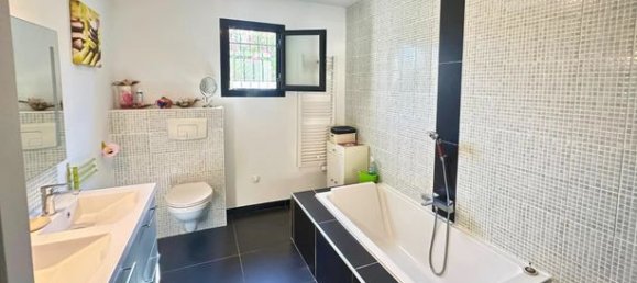 4 bedrooms House in Penta-di-Casinca, France No. 303410 17