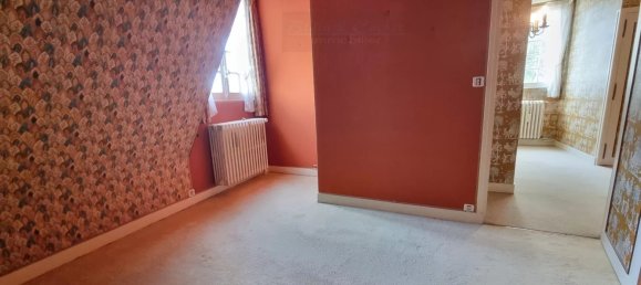 5 bedrooms Villa in Amilly, France No. 90796 12