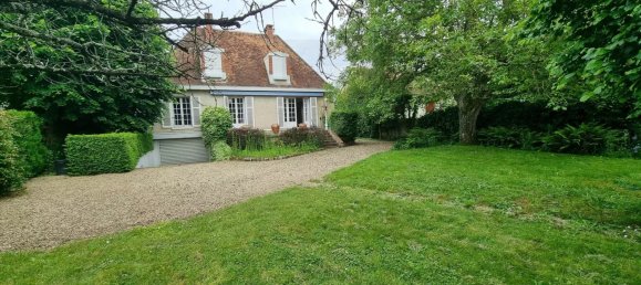 5 bedrooms Villa in Amilly, France No. 90796 15