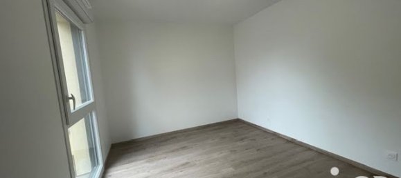2-salle Appartement à Montigny-lès-Metz, France No. 160039 4