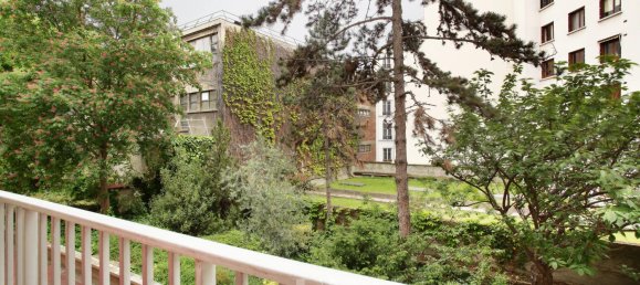 3 bedrooms Apartment in Paris, France No. 123030 8