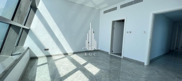 5 chambres Penthouse à Corniche Road, UAE No. 32726 16