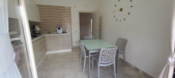 3 rooms Apartment in Casoria, Italy No. 285230 8