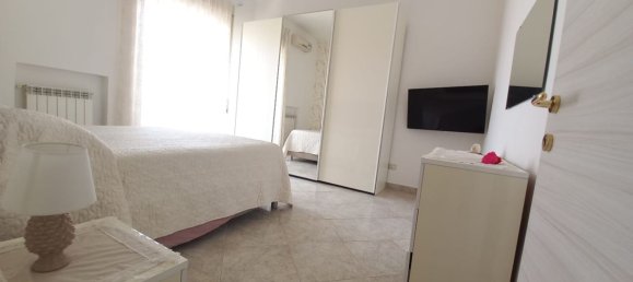 3 rooms Apartment in Casoria, Italy No. 285230 13