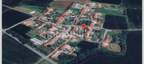 6 bedrooms Apartment in Livorno Ferraris, Italy No. 317641 11