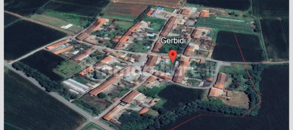 6 bedrooms Apartment in Livorno Ferraris, Italy No. 317641 14