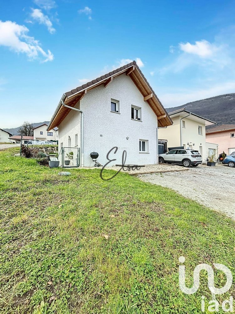 3 bedrooms House in Haute-Savoie, France No. 316168