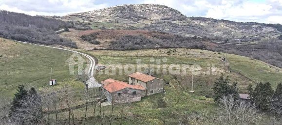 4 rooms Commercial property in Arcidosso, Italy No. 267063 2