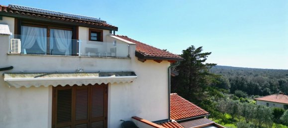6 rooms Apartment in San Vincenzo, Italy No. 151563 2