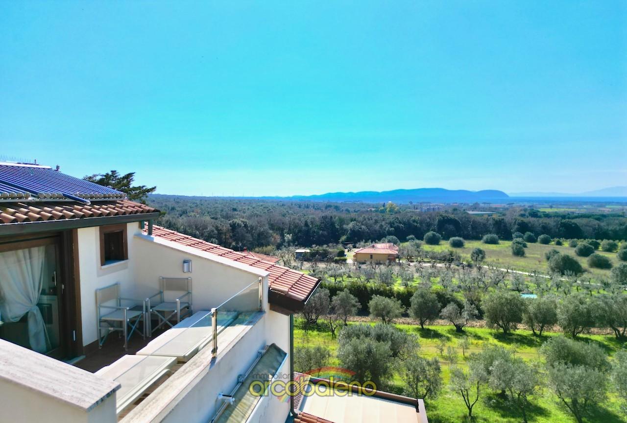 6 rooms Apartment in San Vincenzo, Italy No. 151563