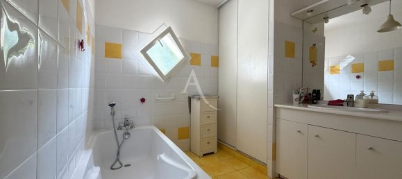 3 bedrooms House in La Ferriere, France No. 340476 6