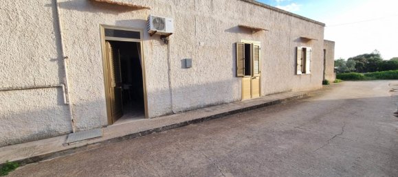 2 bedrooms House in Marsala, Italy No. 121341 14