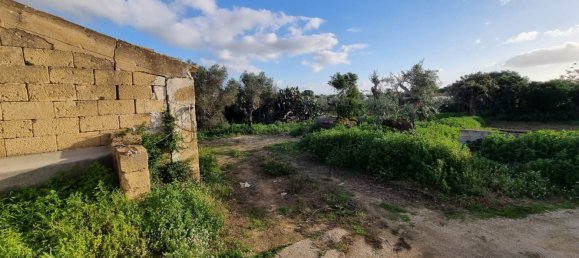 2 bedrooms House in Marsala, Italy No. 121341 2