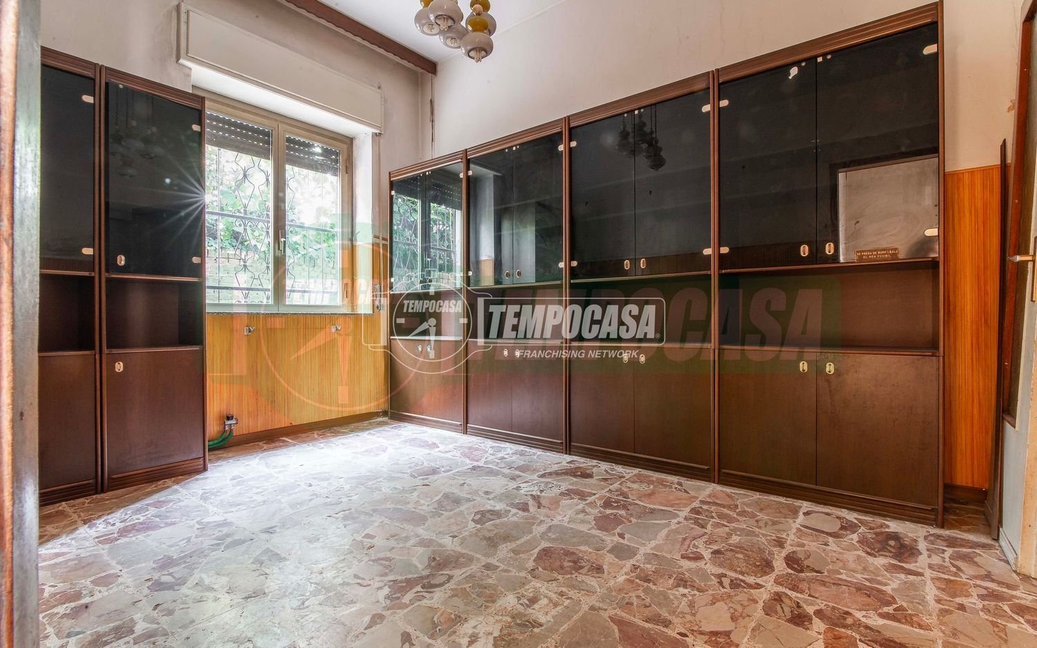 Dúplex de 3 dormitorios en Gerenzano, Italy No. 359549