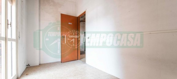 Dúplex de 3 dormitorios en Gerenzano, Italy No. 359549 11