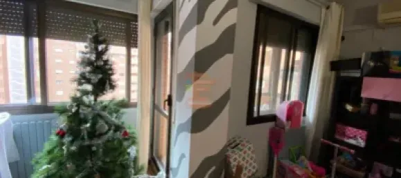 4 Schlafzimmer Wohnung in Zaragoza, Spain, Nr. 65278 2