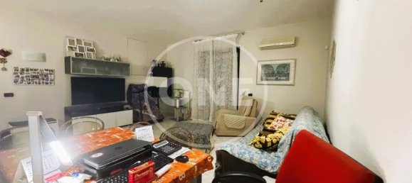4 rooms Apartment in Trani, Italy No. 228621 9