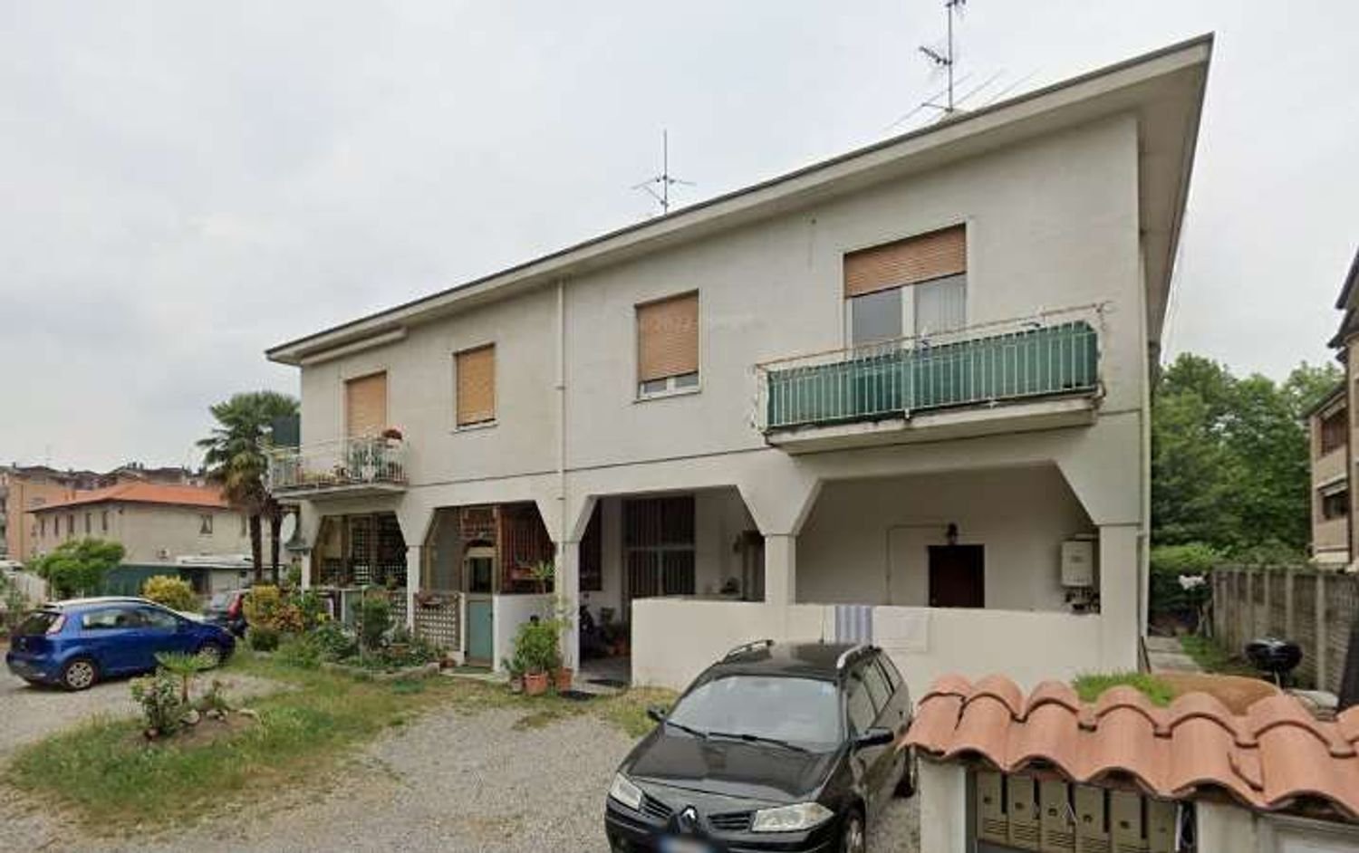 Квартира с 3 комнатами в Бовизио Машаго, Италия № 181663