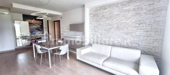 3 bedrooms Apartment in Macerata, Italy No. 260228 2