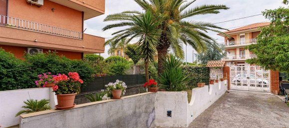 4 rooms Apartment in San Giovanni la Punta, Italy No. 66028 5
