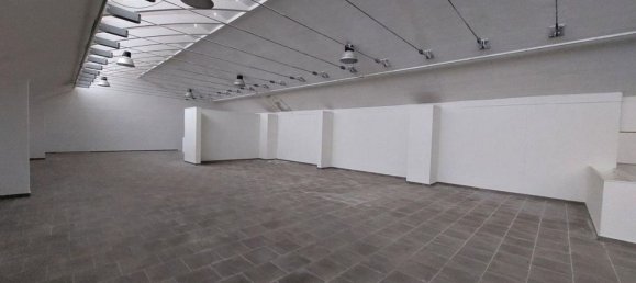 1772m² Warehouse in Orvieto, Italy No. 372529 8