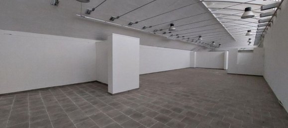 1772m² Warehouse in Orvieto, Italy No. 372529 3