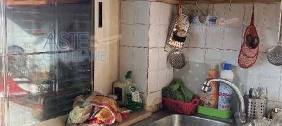 3 rooms Apartment in Rome, Italy No. 190831 6