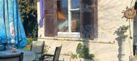3 rooms Apartment in Rome, Italy No. 190831 2