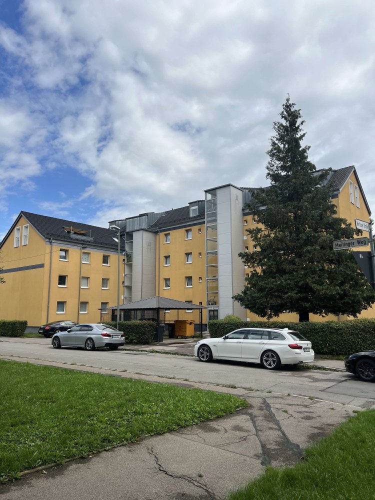 2 bedrooms Apartment in Augsburg, Germany No. 240177