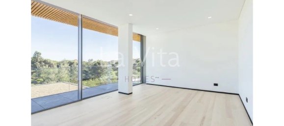 5 bedrooms Villa in Cascais, Portugal No. 170778 32