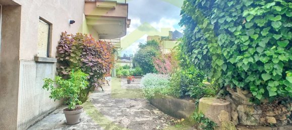 4 bedrooms House in Longuyon, France No. 60590 3