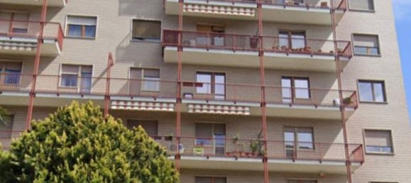 4 bedrooms Apartment in Turin, Italy No. 311464 8