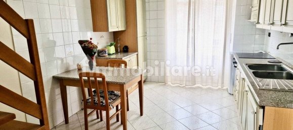 Квартира с 2 спальнями в Лиссоне, Италия № 344033 5