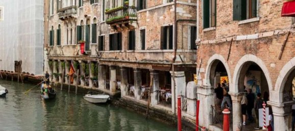 6 bedrooms Hotel in Venice, Italy No. 61842 12