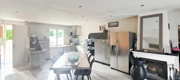 4 bedrooms House in Molac, France No. 331969 4