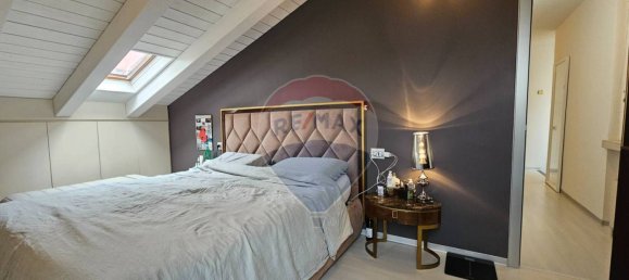 3 bedrooms Penthouse in Desenzano del Garda, Italy No. 6191 24