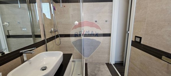 3 bedrooms Penthouse in Desenzano del Garda, Italy No. 6191 18