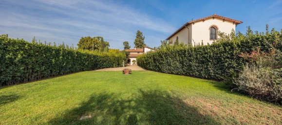 3 bedrooms House in Campi Bisenzio, Italy No. 357108 28