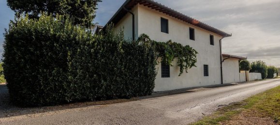 3 bedrooms House in Campi Bisenzio, Italy No. 357108 18