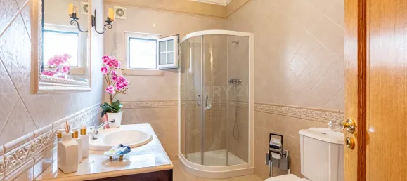 Вилла с 4 спальнями в Сантарен, Португалия № 118906 18