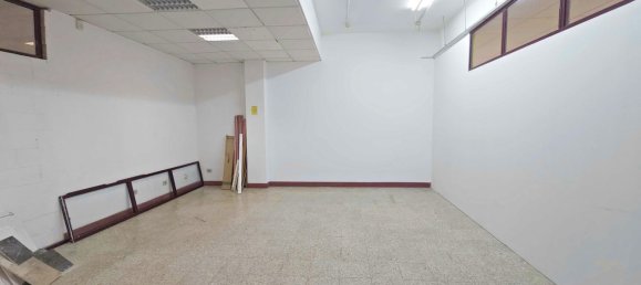 Коммерческая недвижимость 240м² в Ла-Корунья, Испания № 58309 18