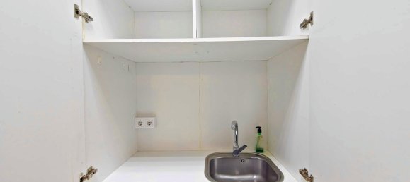 Коммерческая недвижимость 240м² в Ла-Корунья, Испания № 58309 15