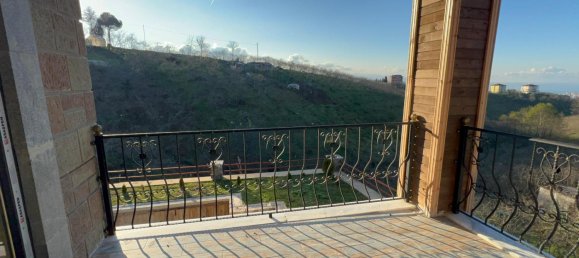 Villa 4+1 in Trabzon, Turkey No. 40324 24