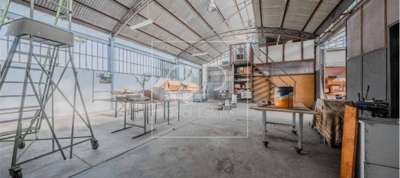 Almacén de 5 habitaciónes en Turin, Italy No. 345893 25