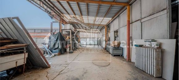 Almacén de 5 habitaciónes en Turin, Italy No. 345893 42