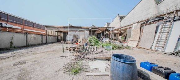 Almacén de 5 habitaciónes en Turin, Italy No. 345893 49