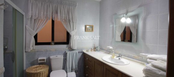 3 Schlafzimmer Maisonette-Wohnung in Mqabba, Malta, Nr. 8075 12