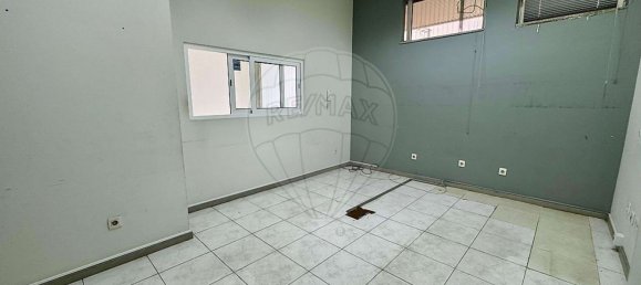 Lagerhaus in Barcelos, Portugal 1110m², Nr. 44463 17